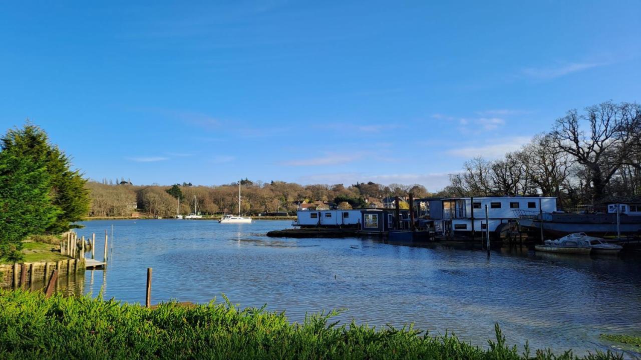 Sandown On The Creek Wootton Bridge  Exterior photo